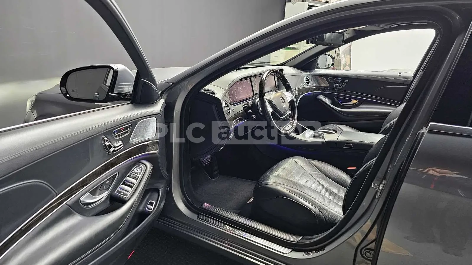 Mercedes-Benz S 500 4MATIC/360CAM/PANO/FIRST CLASS EKPAHИ , снимка 9 - Автомобили и джипове - 55098354