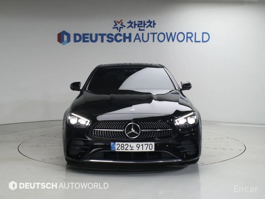 Mercedes-Benz E 220, снимка 3 - Автомобили и джипове - 55298998