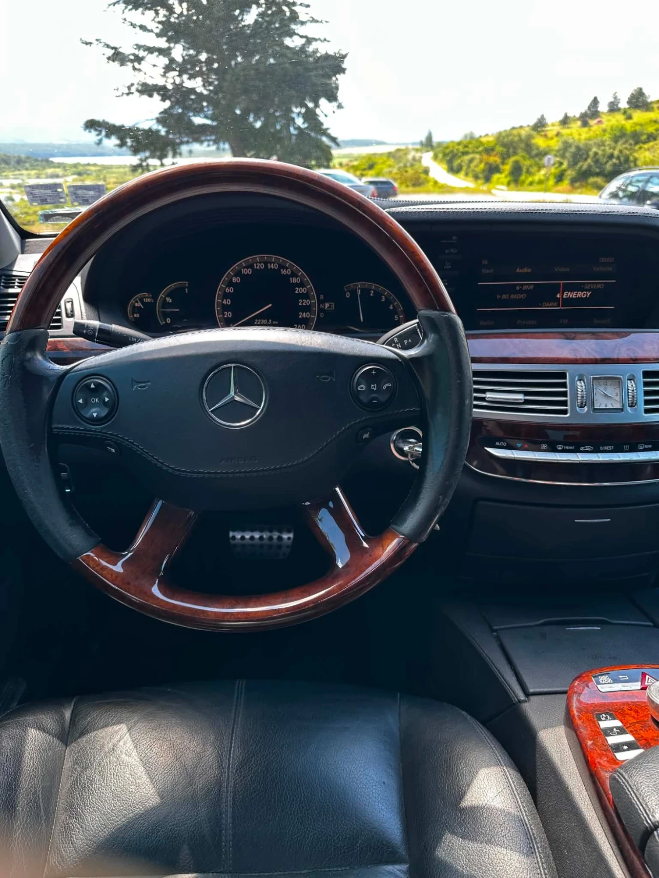 Mercedes-Benz S 320 СПЕШНО, снимка 15 - Автомобили и джипове - 55354487