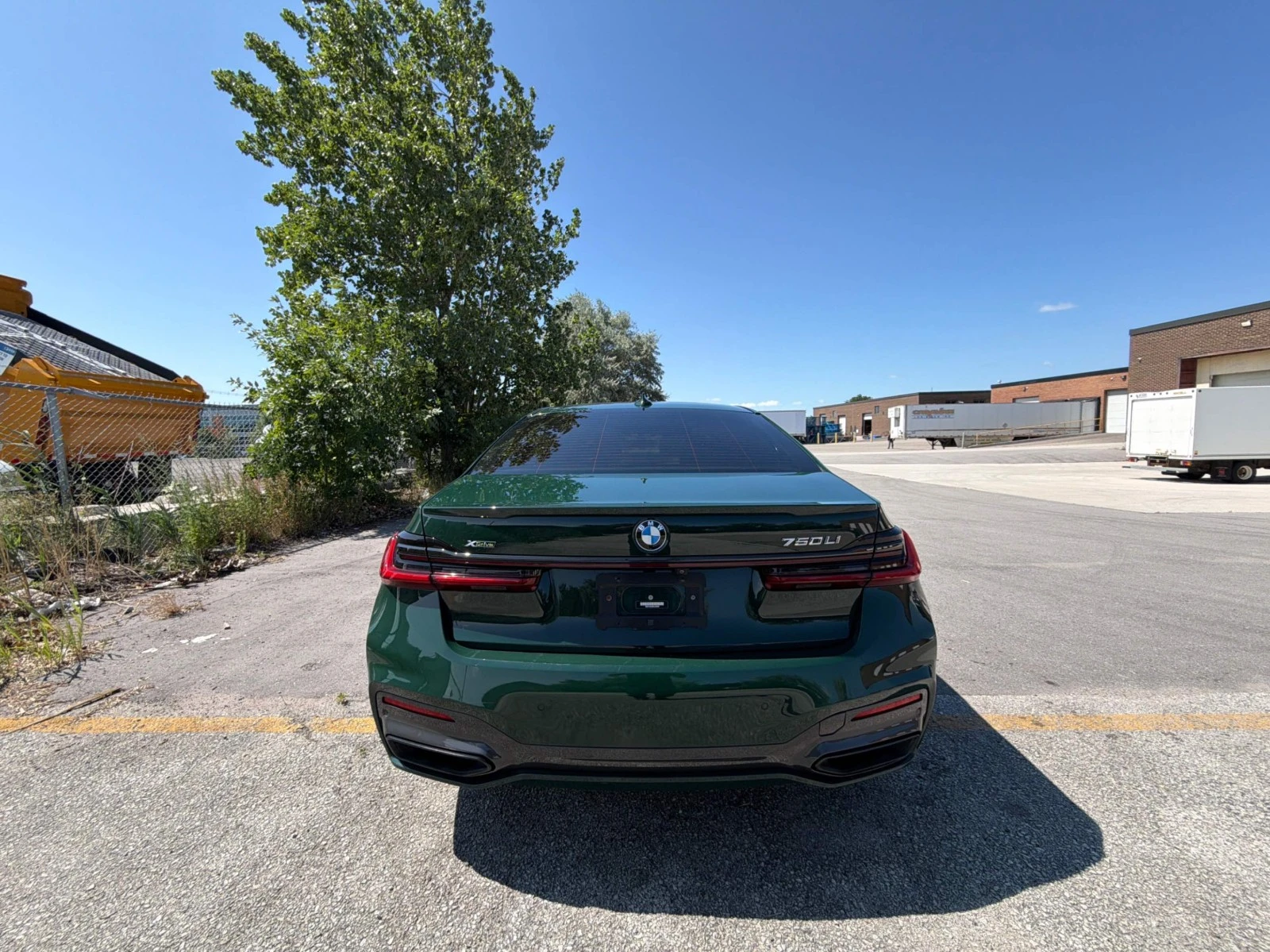 BMW 750 Li* M-SPORT* МАСАЖИ* ПАНО* HARMAN KARDON* 360* FUL, снимка 4 - Автомобили и джипове - 55511016