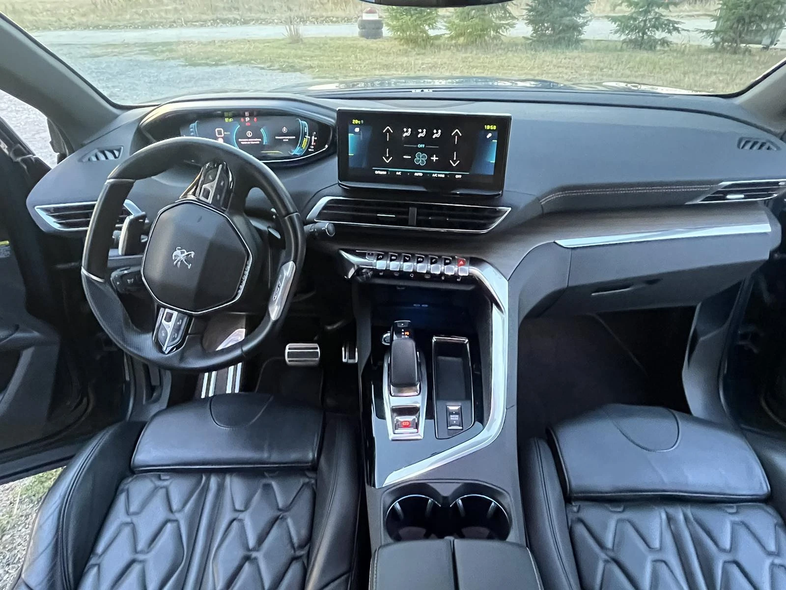 Peugeot 3008 GT LINE 69800 км./ Дистроник/Масаж/Амбиент, снимка 7 - Автомобили и джипове - 56021885