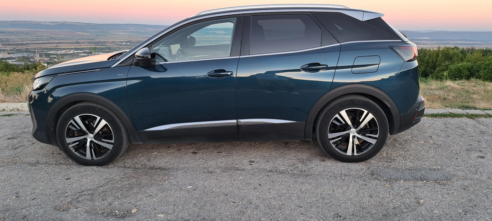 Peugeot 3008 GT LINE 69800 км./ Дистроник/Масаж/Амбиент, снимка 2 - Автомобили и джипове - 56021885