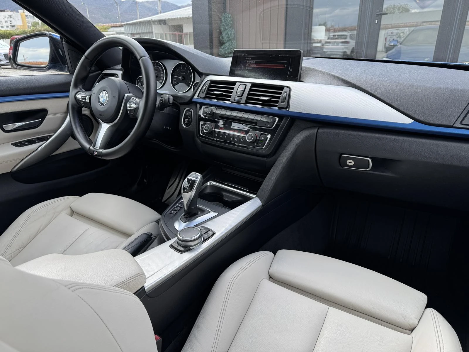 BMW 435 XI* M-SPORT* 360* HUD , снимка 9 - Автомобили и джипове - 56181424