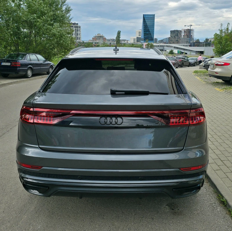 Audi Q8 50 TDI S line MATRIX LED B&O, снимка 3 - Автомобили и джипове - 46741052