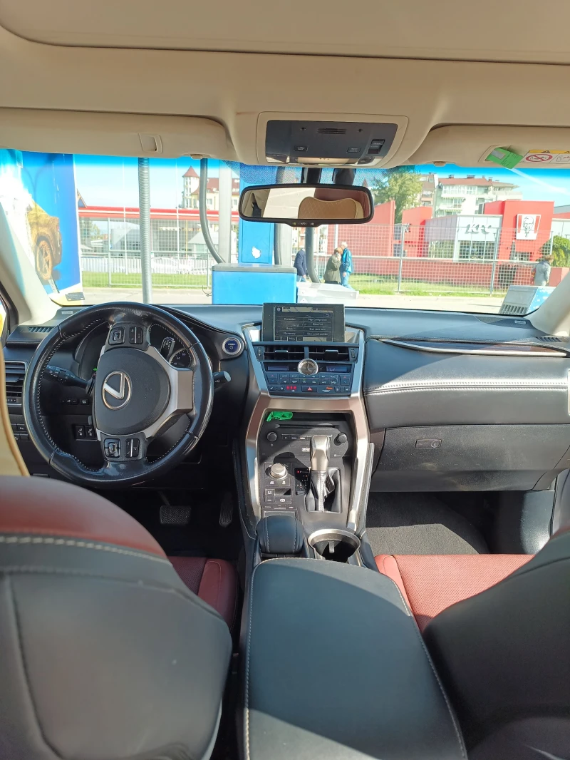 Lexus NX 300h, снимка 8 - Автомобили и джипове - 47618860