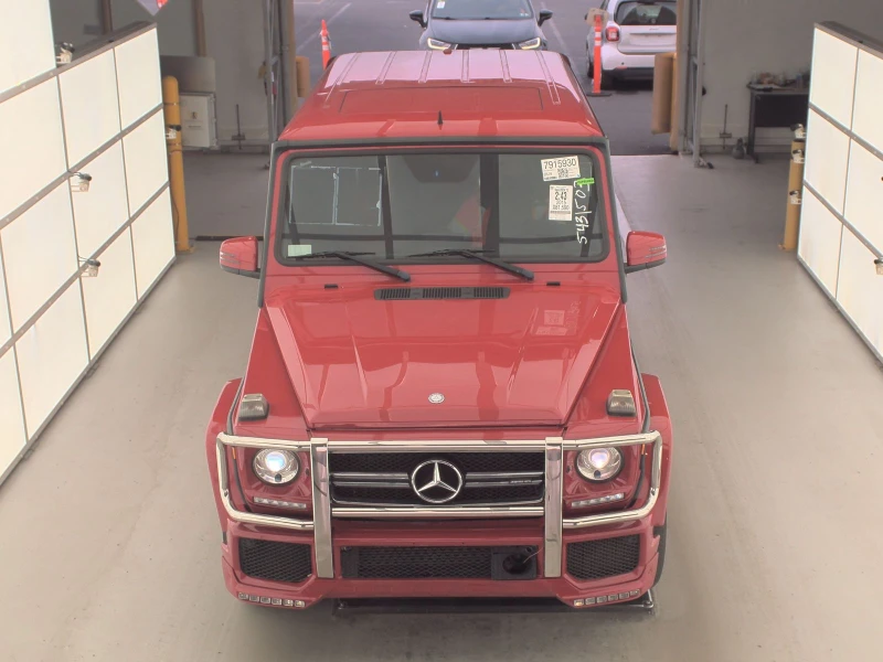 Mercedes-Benz G 63 AMG 4MATIC Harman/Kardon* Дистроник* Пано* Designo* , снимка 2 - Автомобили и джипове - 48311469