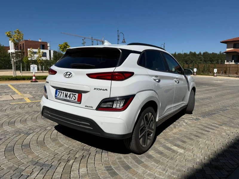 Hyundai Kona 42 kWh Trend гаранция, снимка 5 - Автомобили и джипове - 51796256