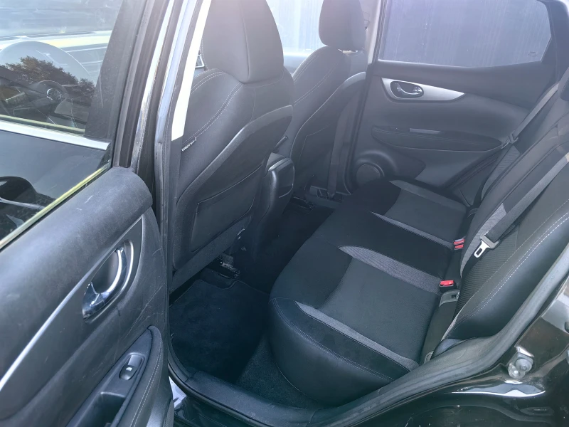 Nissan Qashqai 1.6dci 360 face Tekna , снимка 9 - Автомобили и джипове - 51812669