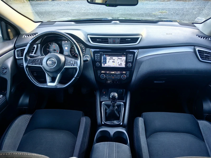 Nissan Qashqai 1.6dci 360 face Tekna , снимка 10 - Автомобили и джипове - 51812669