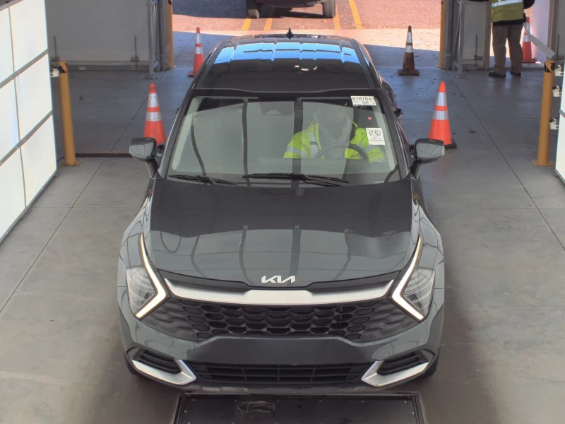 Kia Sportage LX, снимка 2 - Автомобили и джипове - 52433825