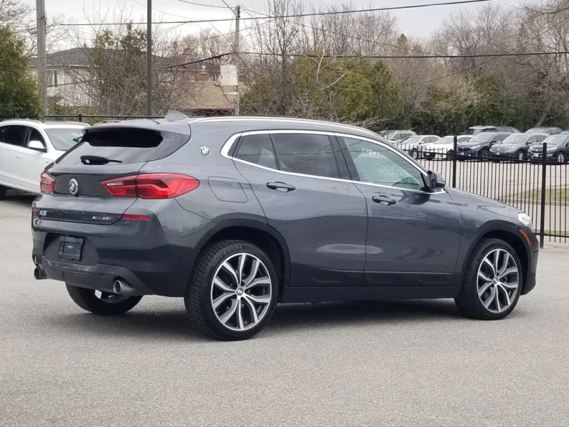 BMW X2 HEADUP* ПАНОРАМА* ПОДГРЕВ* КАМЕРА* ЛЕНТИ* , снимка 3 - Автомобили и джипове - 52812881