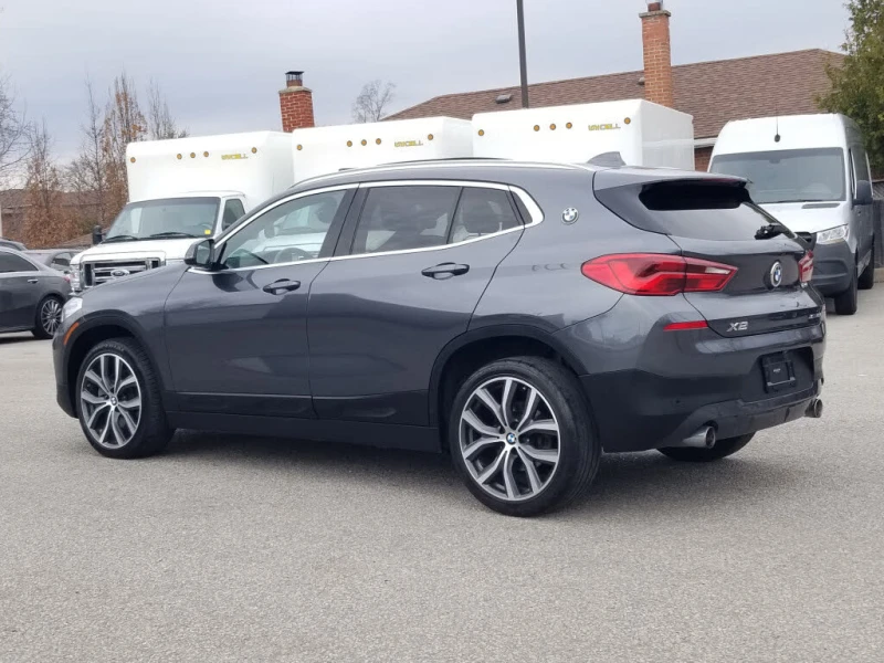 BMW X2 HEADUP* ПАНОРАМА* ПОДГРЕВ* КАМЕРА* ЛЕНТИ* , снимка 5 - Автомобили и джипове - 52812881