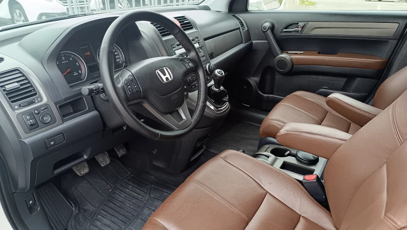 Honda Cr-v 2.2 i-DTEC Facelift, снимка 9 - Автомобили и джипове - 52885077
