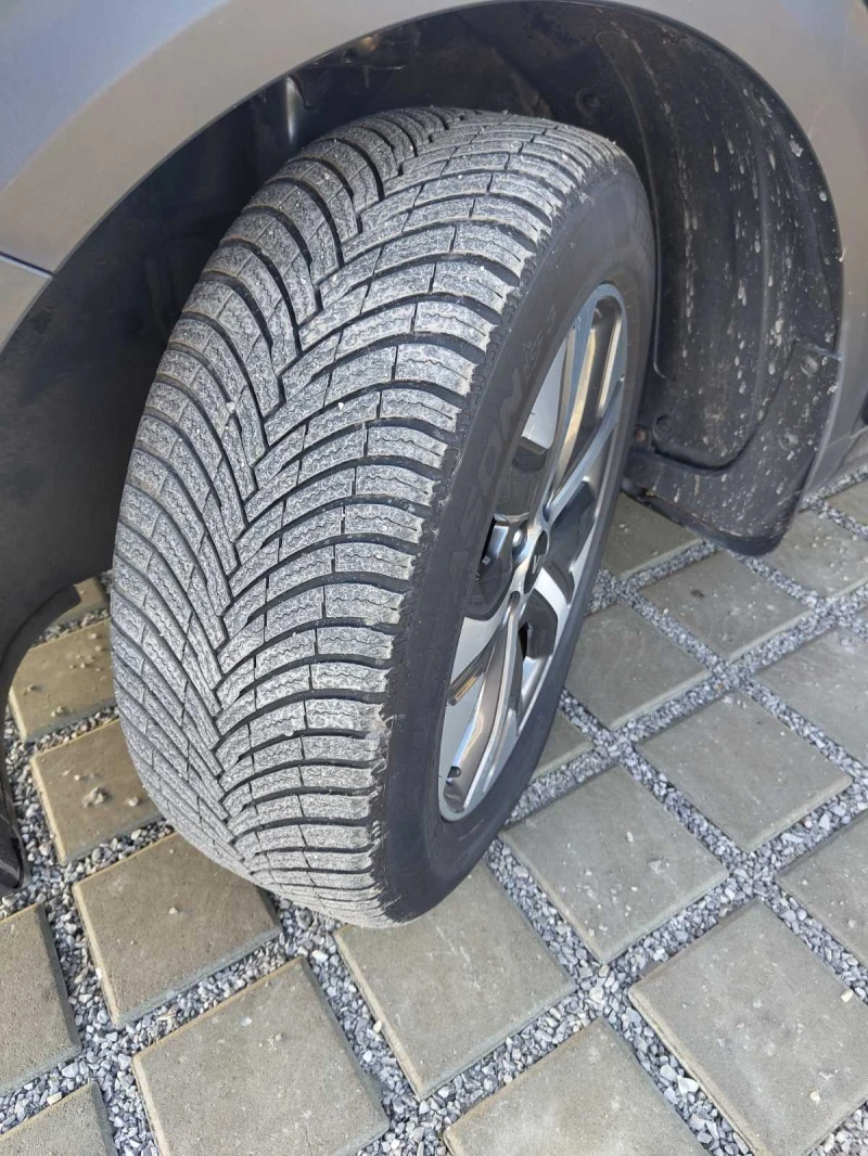 Kia Niro 65KWh/SOH100%/DynamicPlusLine/Термопомпа, снимка 15 - Автомобили и джипове - 53113320