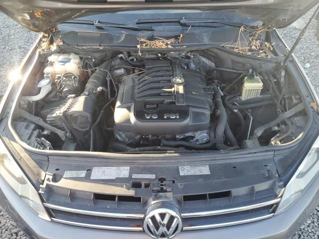 VW Touareg 3.6L 4x4/ ФИКСИРАНА ЦЕНА!, снимка 11 - Автомобили и джипове - 48631480