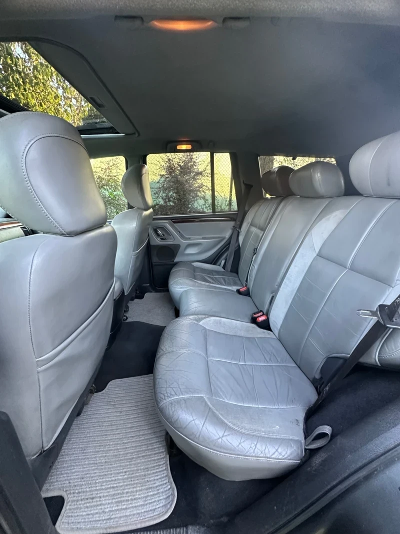 Jeep Grand cherokee 2.7 CRD Overland, снимка 10 - Автомобили и джипове - 56175919