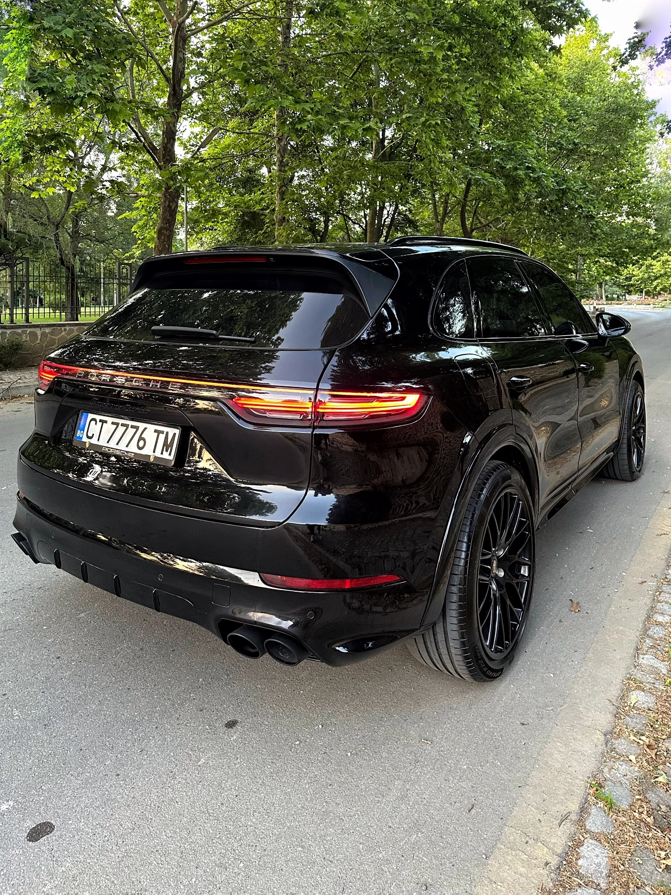 Porsche Cayenne S Turbo Pack Carbon Edition 69 хил км - изображение 7