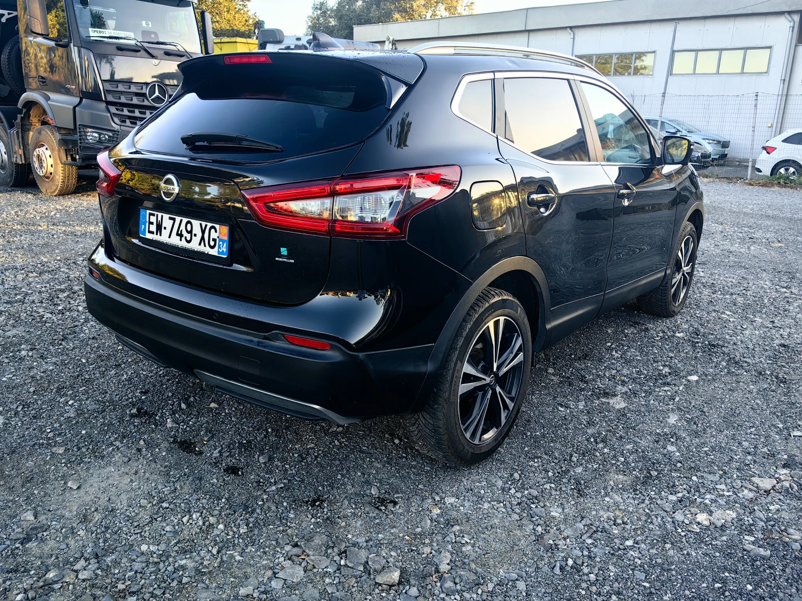 Nissan Qashqai 1.6dci 360 face Tekna  - изображение 7