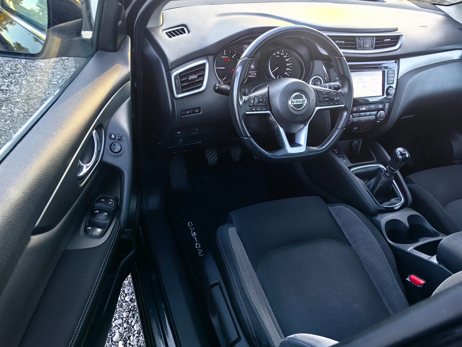 Nissan Qashqai 1.6dci 360 face Tekna  | Mobile.bg   12