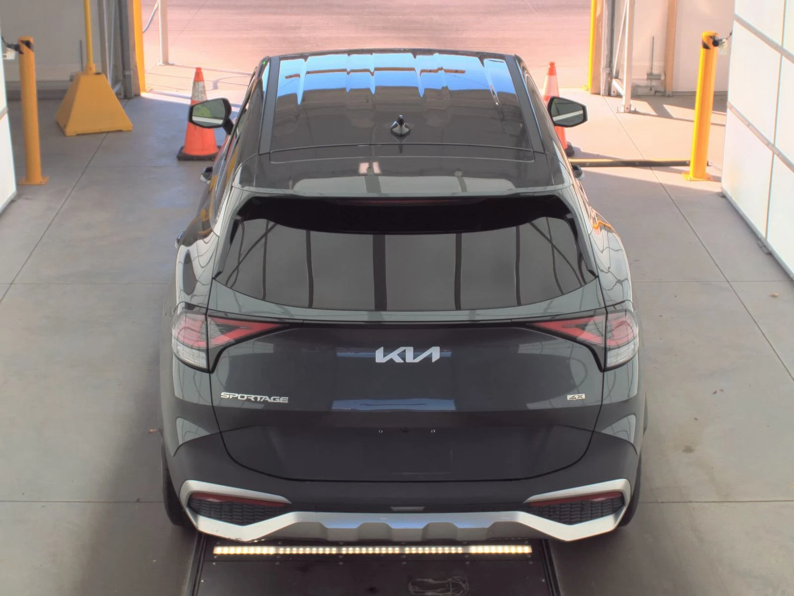 Kia Sportage LX | Mobile.bg   6