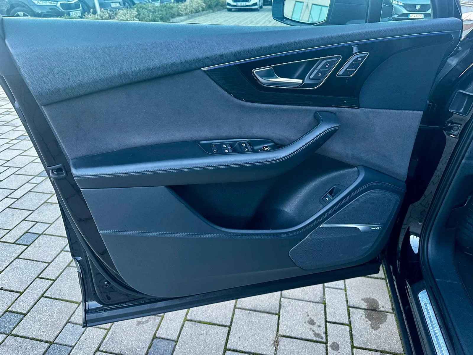 Audi Q7 3.0T Quattro* BOSE* Обдухване* 360* Pano* HuD* DIS - изображение 8