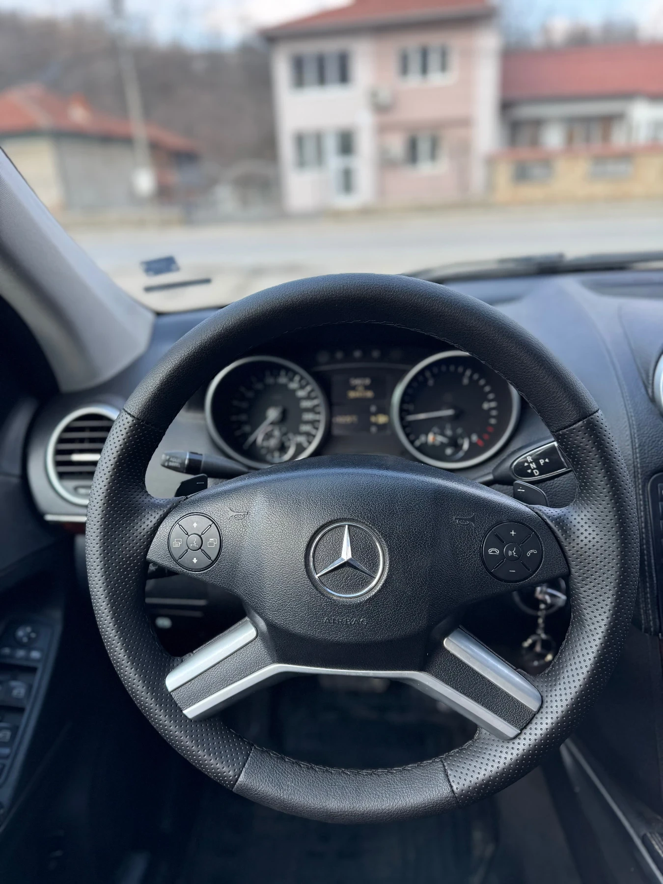Mercedes-Benz GL 350 BLUETEC , снимка 6 - Автомобили и джипове - 53890012