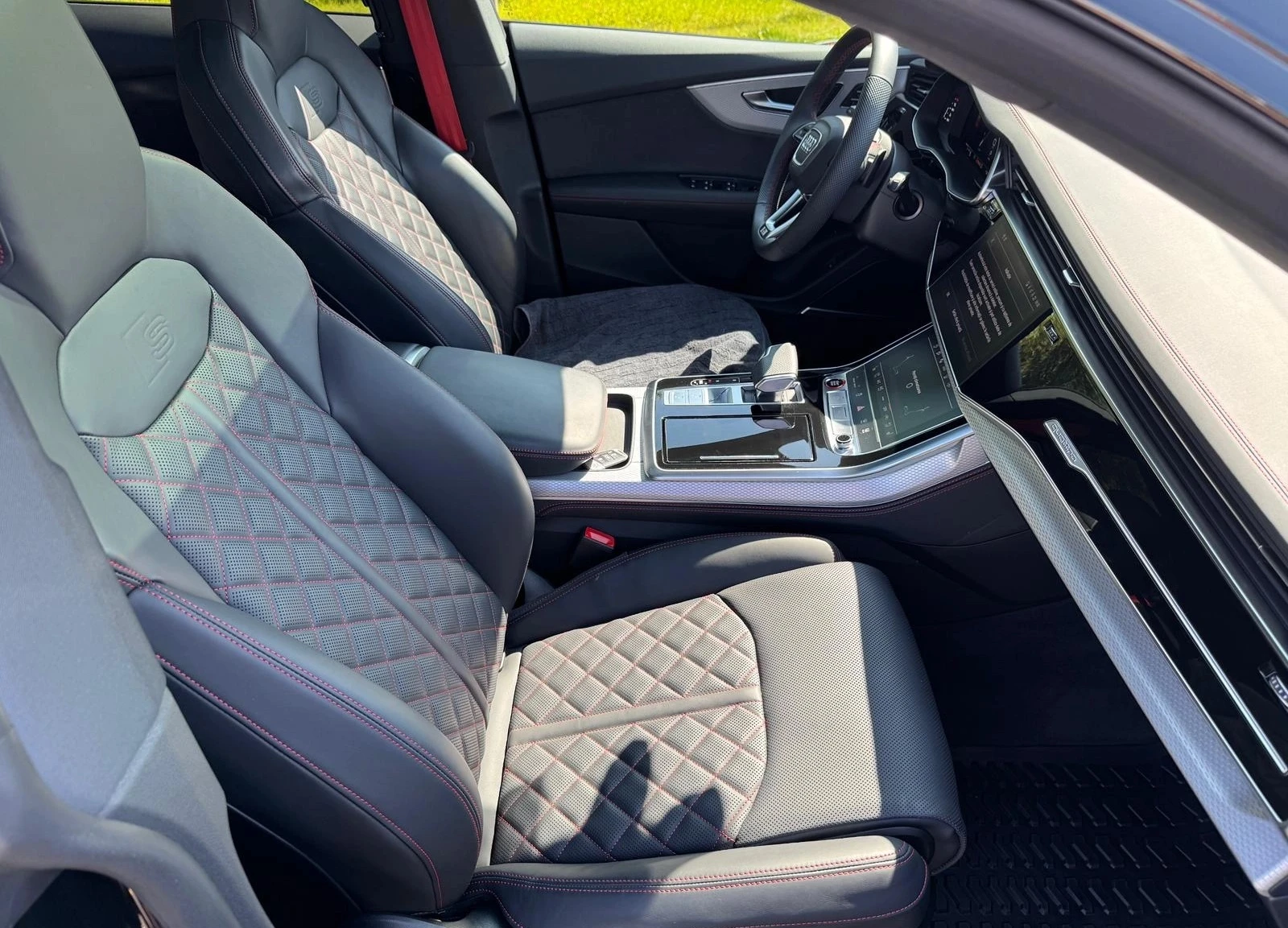 Audi SQ8 4.0TFSI Quattro, снимка 6 - Автомобили и джипове - 54063164