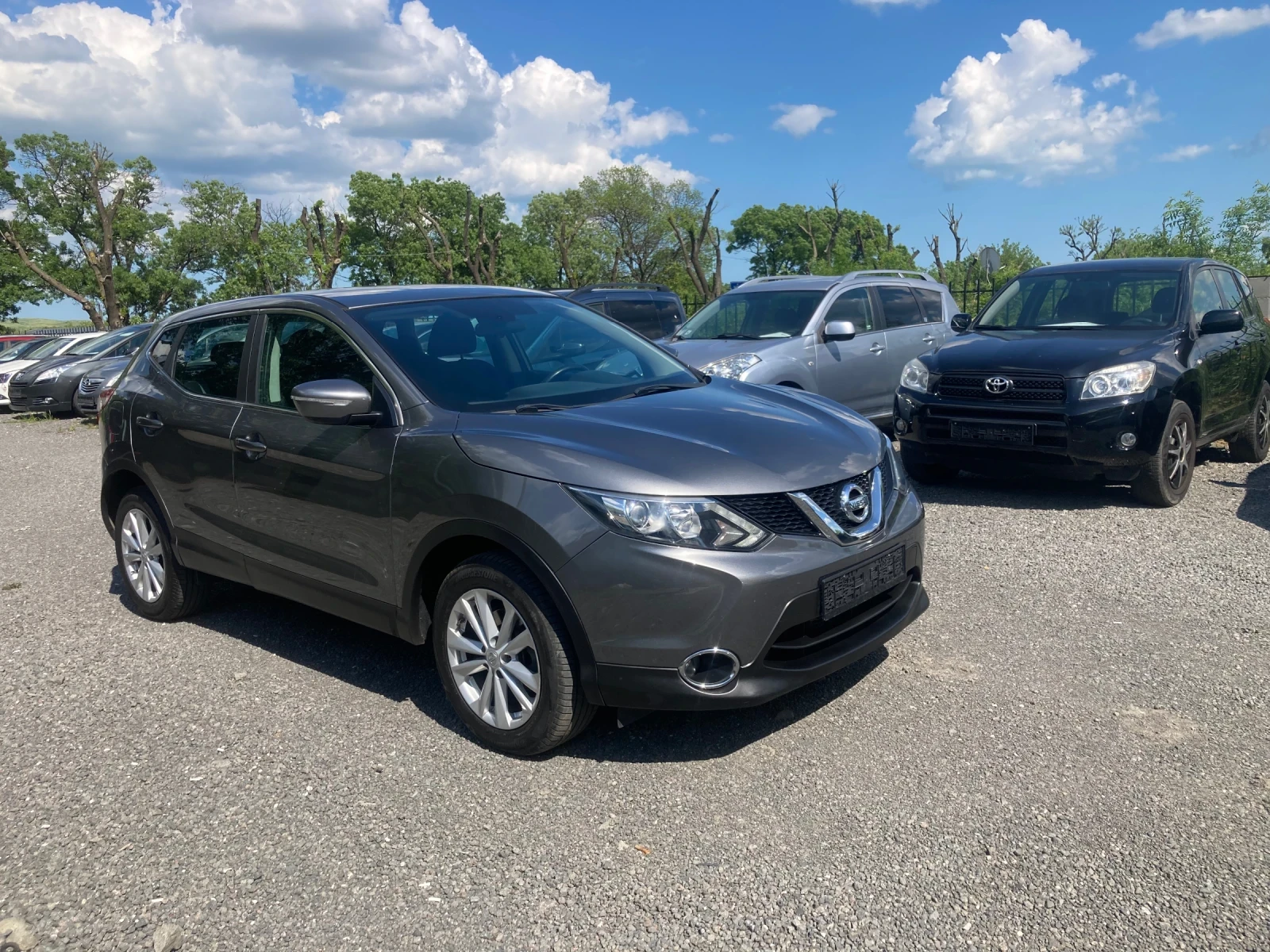 Nissan Qashqai, снимка 2 - Автомобили и джипове - 54593483