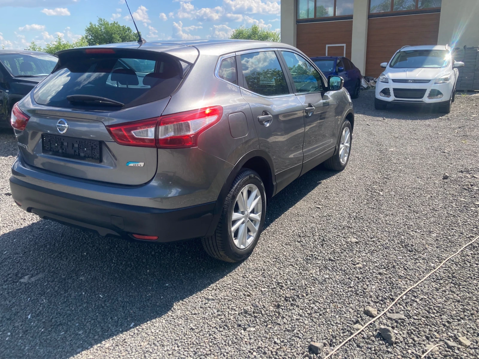 Nissan Qashqai, снимка 4 - Автомобили и джипове - 54593483