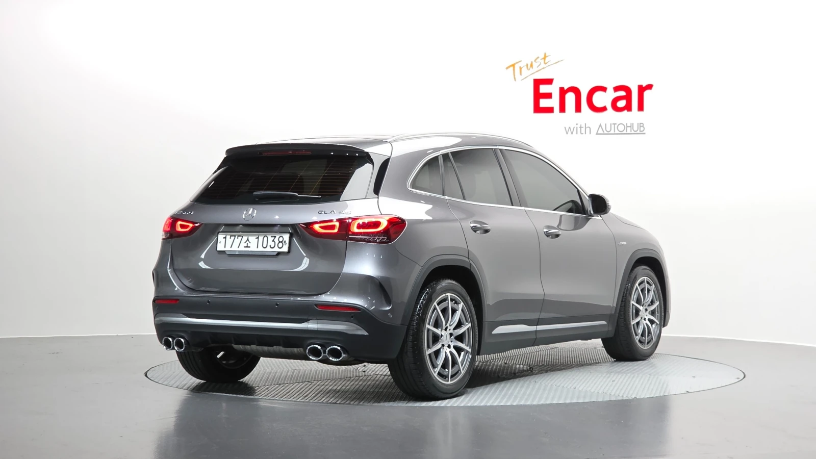 Mercedes-Benz GLA 45 AMG 4MATIC+ , снимка 2 - Автомобили и джипове - 55460335