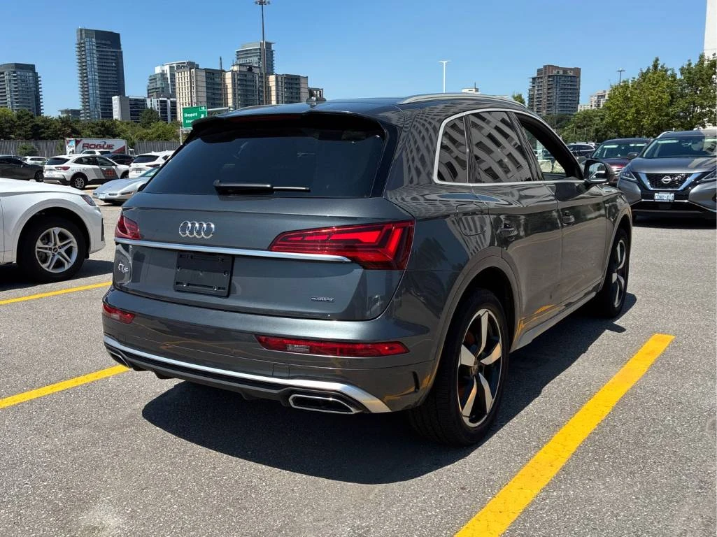 Audi Q5 | DISTRONIC | ПОДГРЕВ | CARFAX | ПАНОРАМА | , снимка 3 - Автомобили и джипове - 55541324