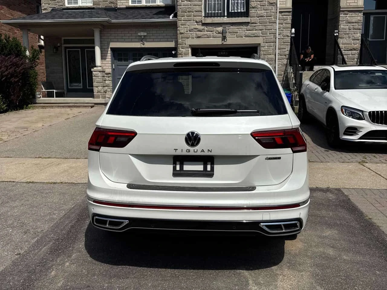 VW Tiguan Highline R Line / 360 / DIS / FENDER / ОБДУХВАНЕ /, снимка 4 - Автомобили и джипове - 55677849