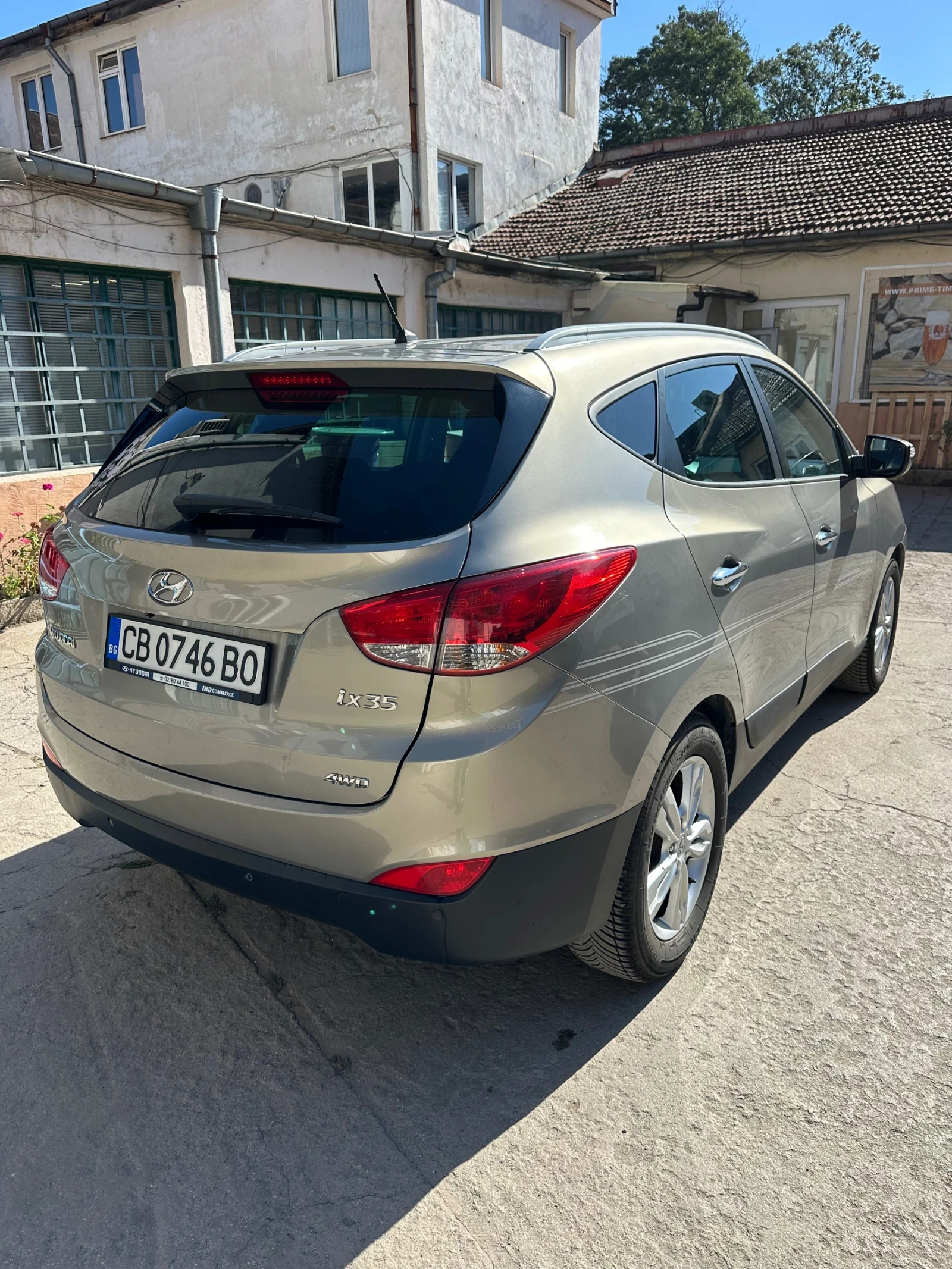 Hyundai IX35, снимка 2 - Автомобили и джипове - 56021957