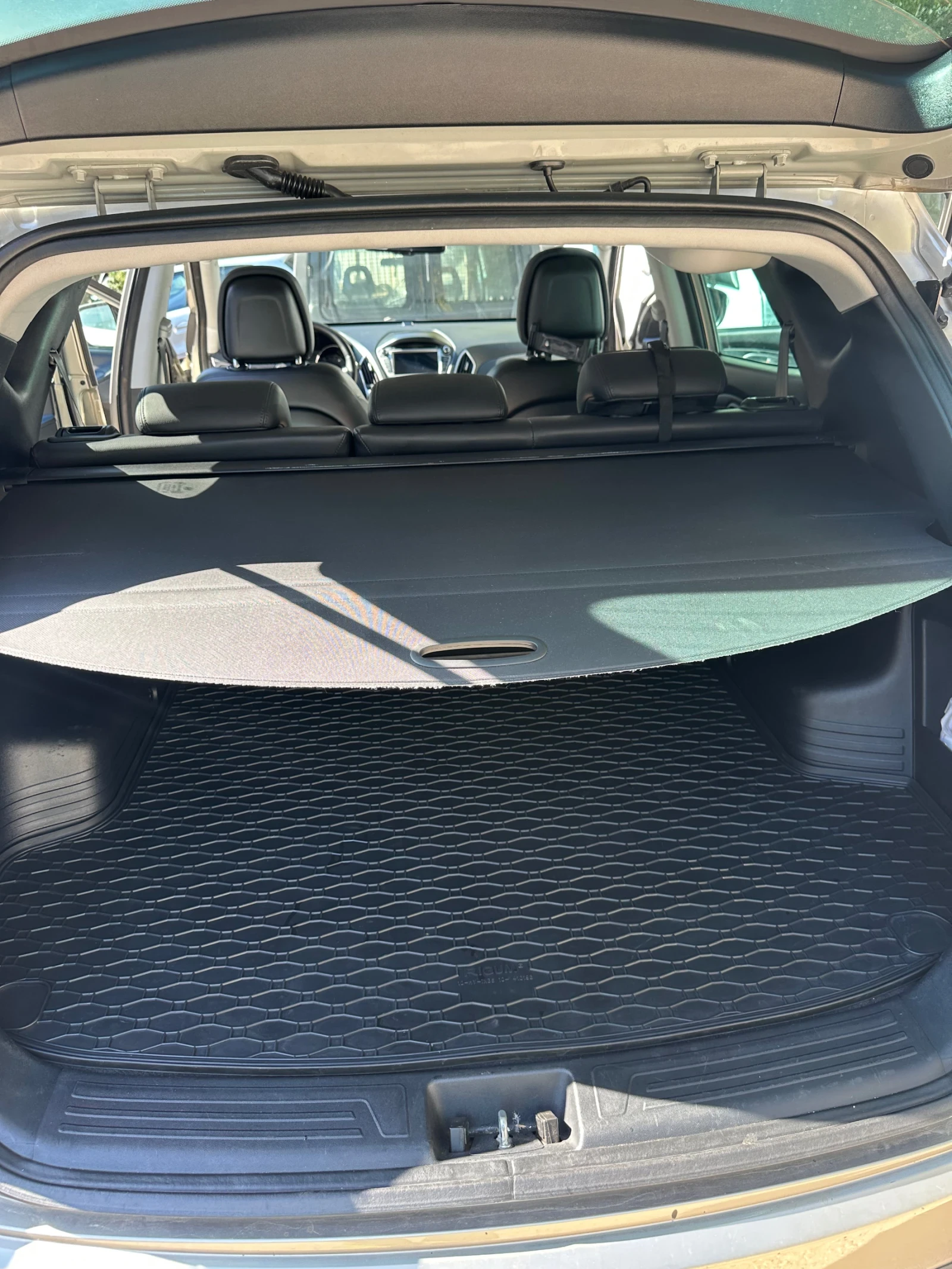Hyundai IX35, снимка 11 - Автомобили и джипове - 56021957