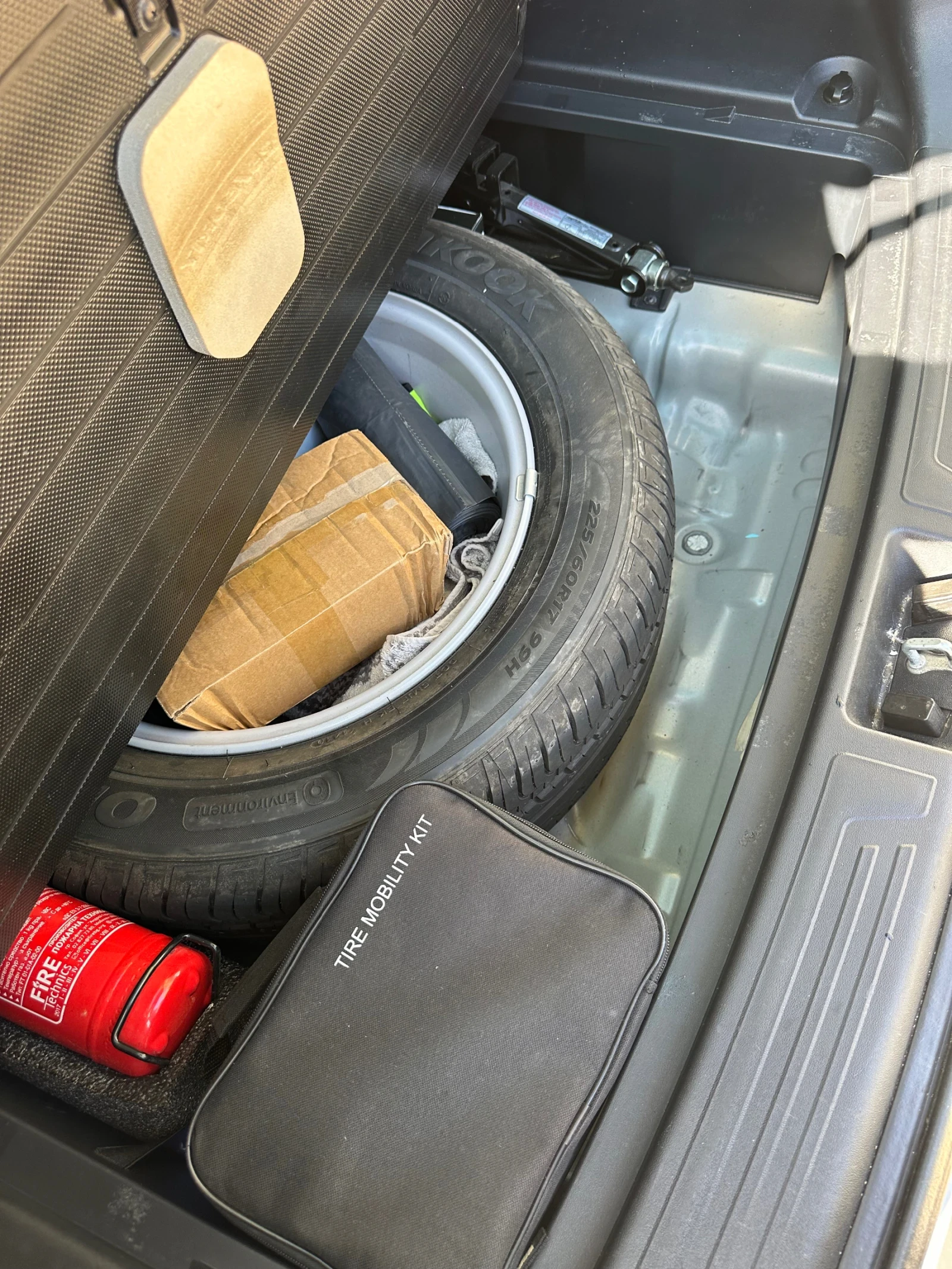 Hyundai IX35, снимка 10 - Автомобили и джипове - 56021957