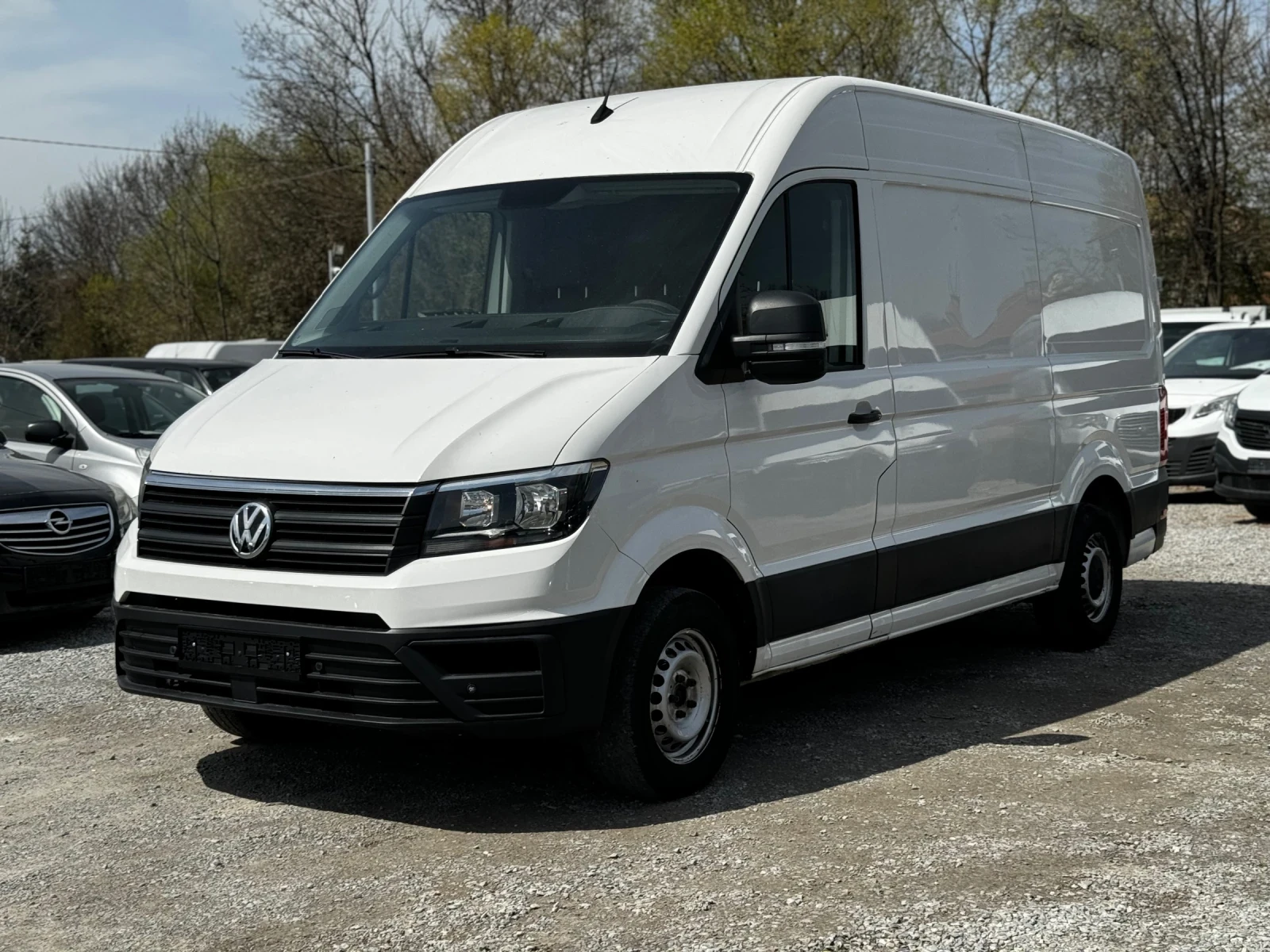 VW Crafter 2.0TDI 140 A/C EURO 6B | Mobile.bg   1