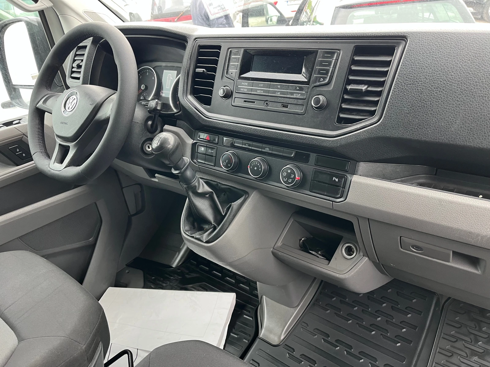 VW Crafter 2.0TDI 140 A/C EURO 6B | Mobile.bg   12