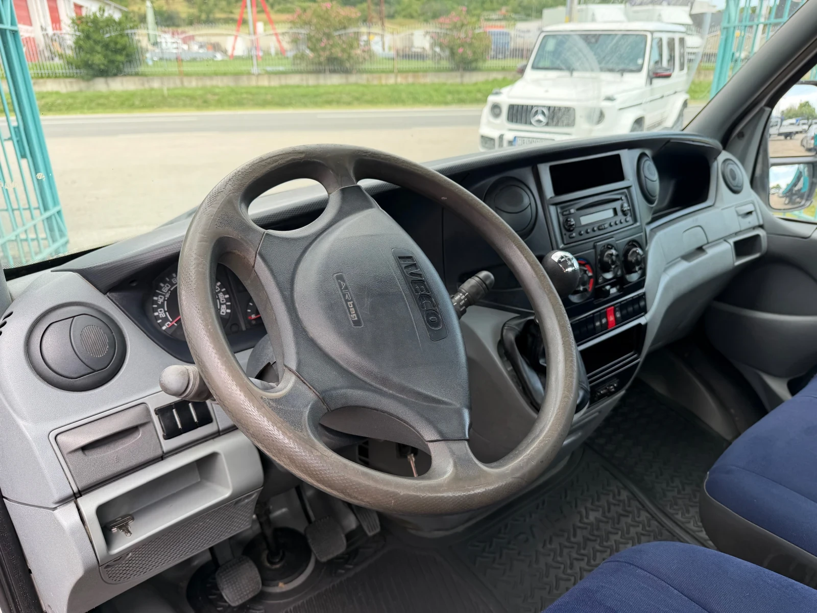 Iveco Daily 3.0HPI* 35C18* 4.20 метра каросерия, снимка 6 - Бусове и автобуси - 54867112