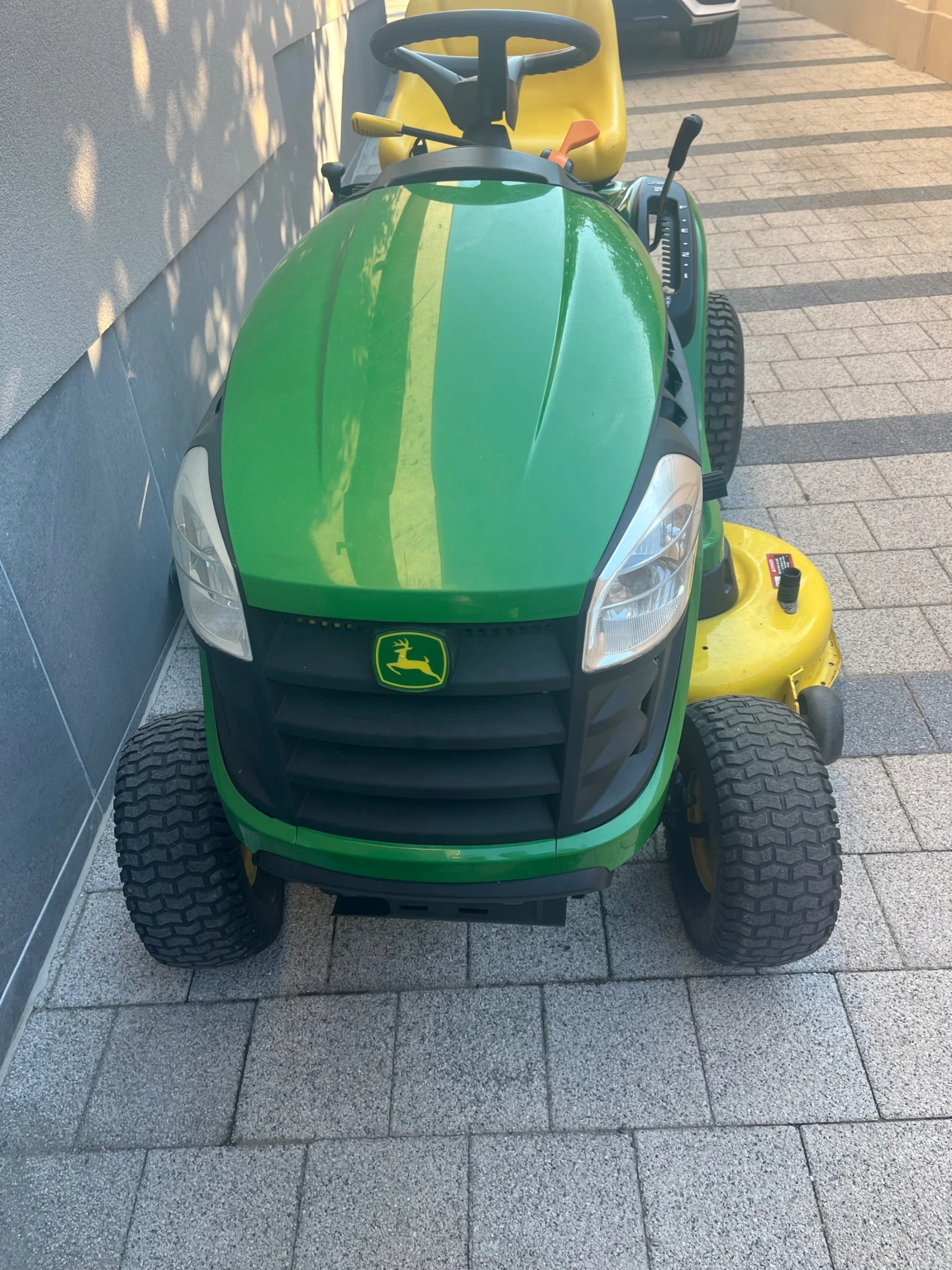 Трактор John Deere D 100 - изображение 2