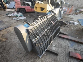 Челен товарач Komatsu КОФА ЗА БЕТОН
