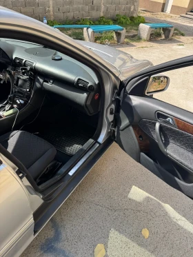 Mercedes-Benz C 240, снимка 8