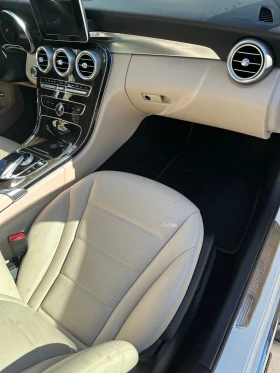 Mercedes-Benz C 300 4 матик, снимка 12