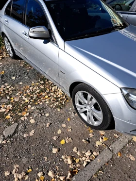 Mercedes-Benz C 320, снимка 3