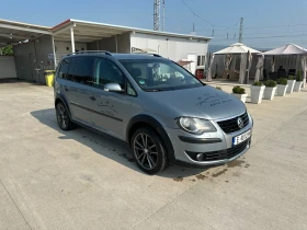     VW Touran Cross