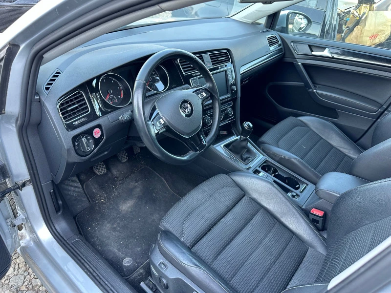 VW Golf 2.0TDI, снимка 10 - Автомобили и джипове - 46801919