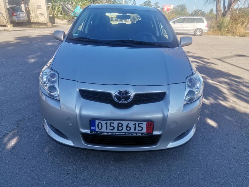 Toyota Auris КАТО НОВ* 1.6i* ПАРКТРОНИК, снимка 2 - Автомобили и джипове - 47408874