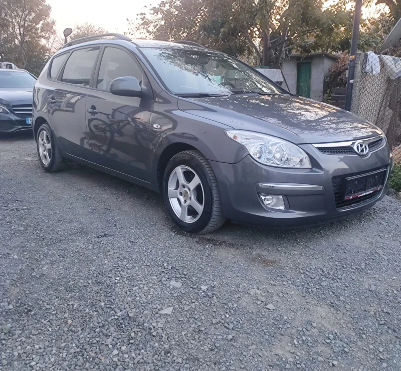 Hyundai I30 CW, снимка 2 - Автомобили и джипове - 47946280