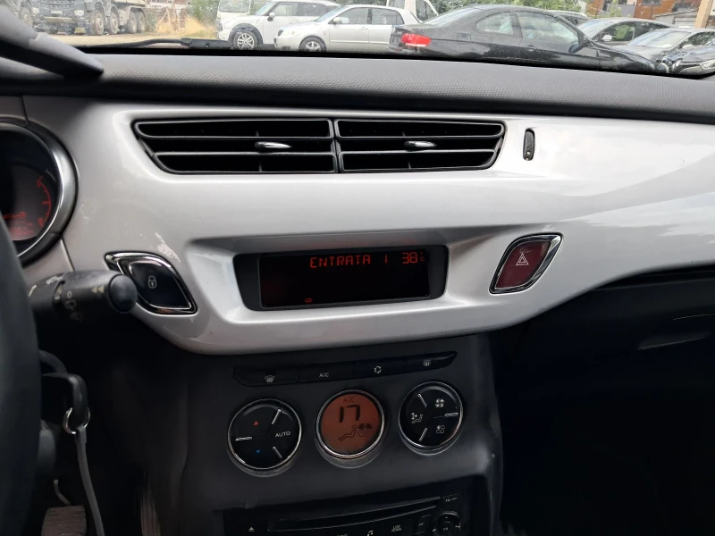Citroen DS3 14 БЕНЗИН, снимка 14 - Автомобили и джипове - 51604490