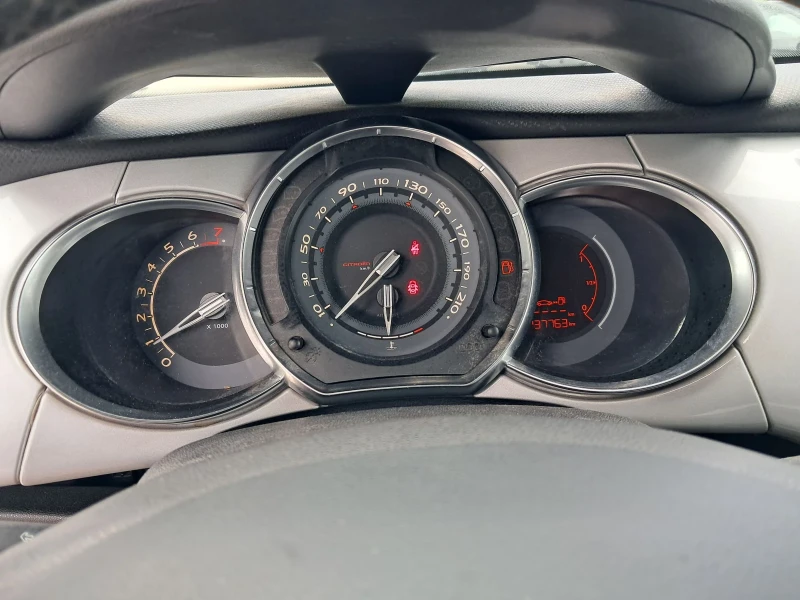 Citroen DS3 14 БЕНЗИН, снимка 13 - Автомобили и джипове - 51604490