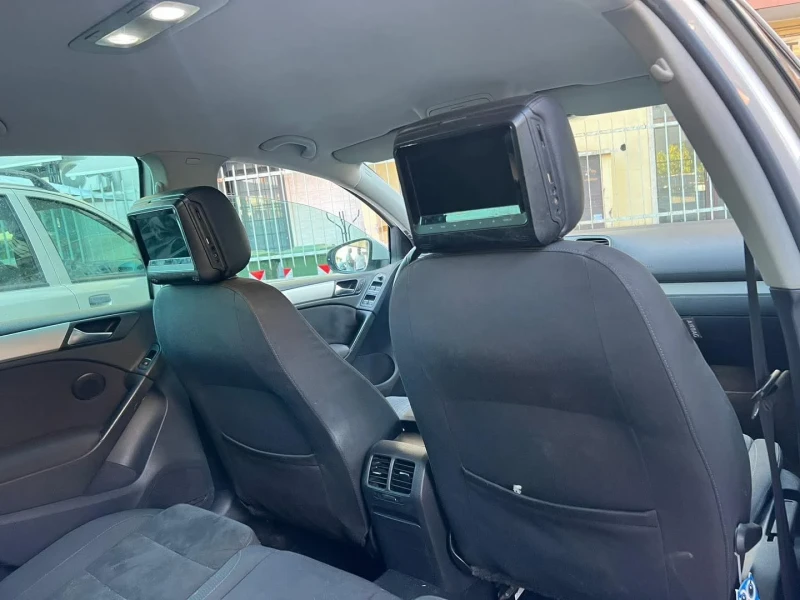 VW Golf, снимка 10 - Автомобили и джипове - 52731650